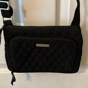 Vera Bradley crossbody hipster. Black quilted fabric. Excellent condition.